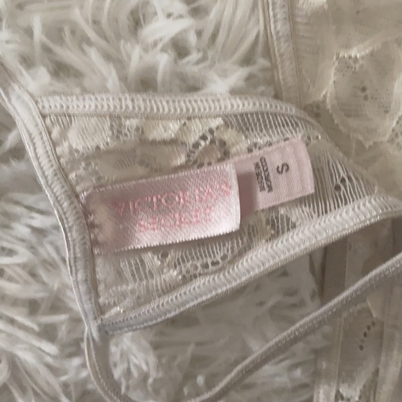 Victoria’s Secret vintage high cut high waist lace G string panty - Picture 4 of 4